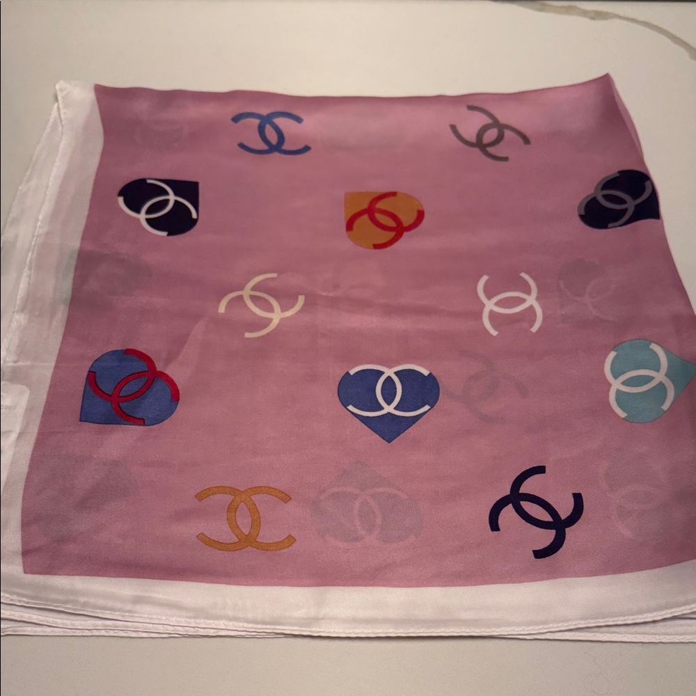 ✅ PRICE IS FIRM ✅ FASHION Pink Patterned Women's Scarf